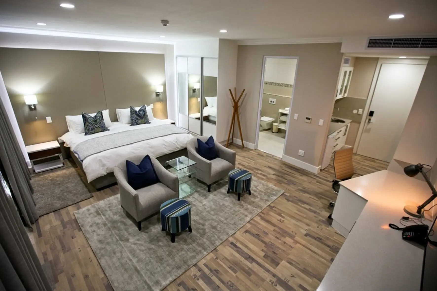 Tenbergen Pension Hotel - Windhoek - Namibia - Namibia Nomads