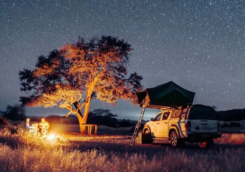 4X4 met daktent