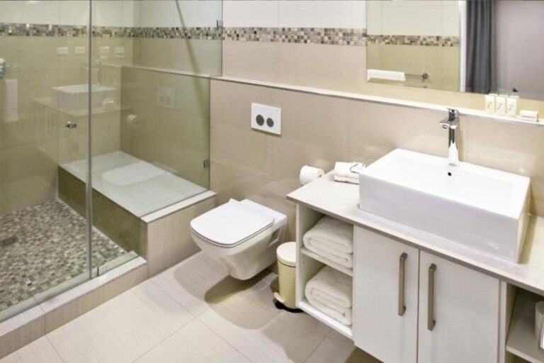 Tenbergen Pension Hotel - Windhoek - Namibia - Namibia Nomads