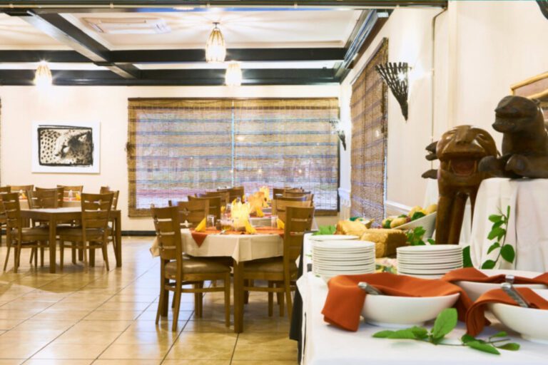 Halali - Etosha Nationalpark - Lodges - Namibia Nomads