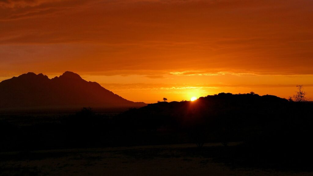Spitzkoppe - sunset - Namibia Nomads